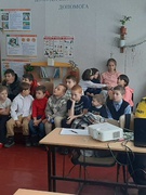 14 грудня вся Україна вшановує героїв-ліквідаторів наслідків жахливої техногенної катастрофи на Чорнобильській АЕС. У Кархівській гімназії було проведено урок мужності "Відлуння Чорнобиля" з переглядом відео для учнів початкової школи та урок пам'яті "Чор