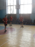 21 – 22 грудня відбувалися змагання з волейболу серед дівчат 8 -11 класів та юнаків 9-11 класів ( вчитель фізкультури – Ю.О. Педоренко ).