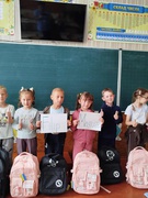 Рюкзачки для першокласників від польських друзів