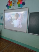 З учнями 10 класу була проведена година спілкування «Відповідальність –  крок до успіху.» , на якій учні дізналися про великого українця,  візіонера,відомого економіста та мецената Богдана Гаврилишина