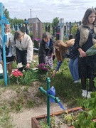 День пам’яті та примирення та 80-та річниця перемоги над нацизмом у Другій світовій війні.