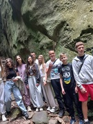 Екскурсія в "Скелі  Довбуша"