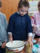 Урок ЯДС у 4 класі. Виготовлення скам'янілих відбитків