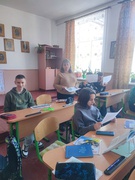 Години класного керівника, профілактичні бесіди «Безпека дітей в умовах війни: протидіємо втягненню неповнолітніх у протиправну діяльність» - Кулак Л. В. - 7 клас