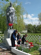 8 травня - День памяті та примирення, 9 травня - День Перемоги над нацизмом