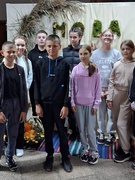 "Знавці української мови"