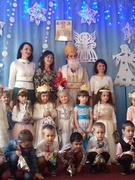 В український рідний край, іде святий Миколай.
