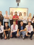 ДЕНЬ ОСВІТЯН (ЧАСТИНА 2): СВЯТКОВА ПРОГРАМА “МАКІВКА ЗНАНЬ”