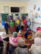 Театральна вистава від крилатиків