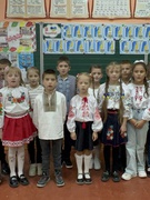 Фестиваль військово- патріотичної та козацької пісні між 2- 4 класами