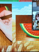 Майстер-клас "Херсонський кавунчик "з виготовлення паперового кавуна, присвячений третій річниці визволення Херсона та правобережної Херсонщини.