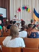 15 серпня в приміщенні ліцею представники Олевської міської ради провели громадське слухання щодо реорганізації ліцею в гімназію в 2027 році. Батьки та вчителі одноголосно проголосували проти