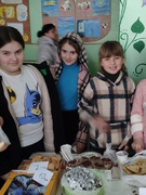 Благодійний ярмарок "Разом до перемоги"