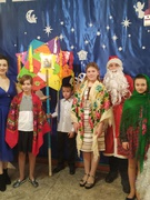Театрально - розважальне новорічне свято у Соснівській філії