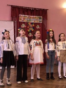 До 154-ї річниці з дня народження Лесі Українки у 4-Б класі відбувся виховний захід«Леся Українка -  людина, народжена Україною».