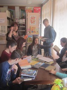 Читати книжку чи дивитись кіно?