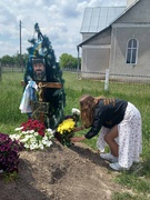 Покладання квітів до могил наших героїв - Березюка Володимира та Мединського Ігоря