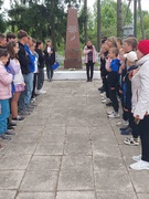 День пам'яті та примирення "Свічу я тихо запалю і за героїв помолюсь..."