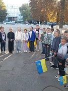 Загальноліцейна лінійка Хай буде мир над Україною до Дня миру