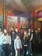 Поїздка учнів 6 класу  в кінотеатр