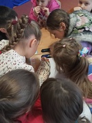 10 грудня- День прав людини Година спілкування "Великі права маленької дитини"