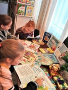 Книжкова виставка «Книжкові спокуси зими»