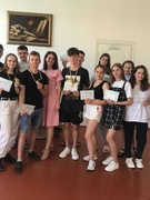 Вручення свідоцтв випускникам