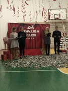 Новорічне шоу «Gymnasium awards» для учнів 8-11 класів.