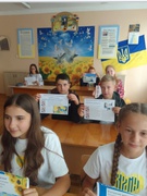 Перший урок 2025 н.р. УКРАЇНА - країна героїв !