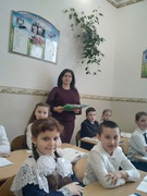 Ми вже 4 роки разом, як одна велика сім'я  !