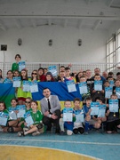 Пліч о пліч