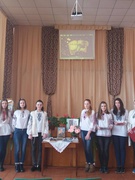 Лінійка до дня народження Лесі Українки Проведено шкільним бібліотекарем О.С Кордоба та за участі учнів 9класу.
