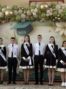 Adio, dragii noștri absolvenți!