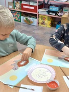 "Маленькі дослідники", середня група №1