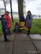 Церемонія покладання квітів до пам'ятнику « Жертвам Чорнобильської катастрофи»